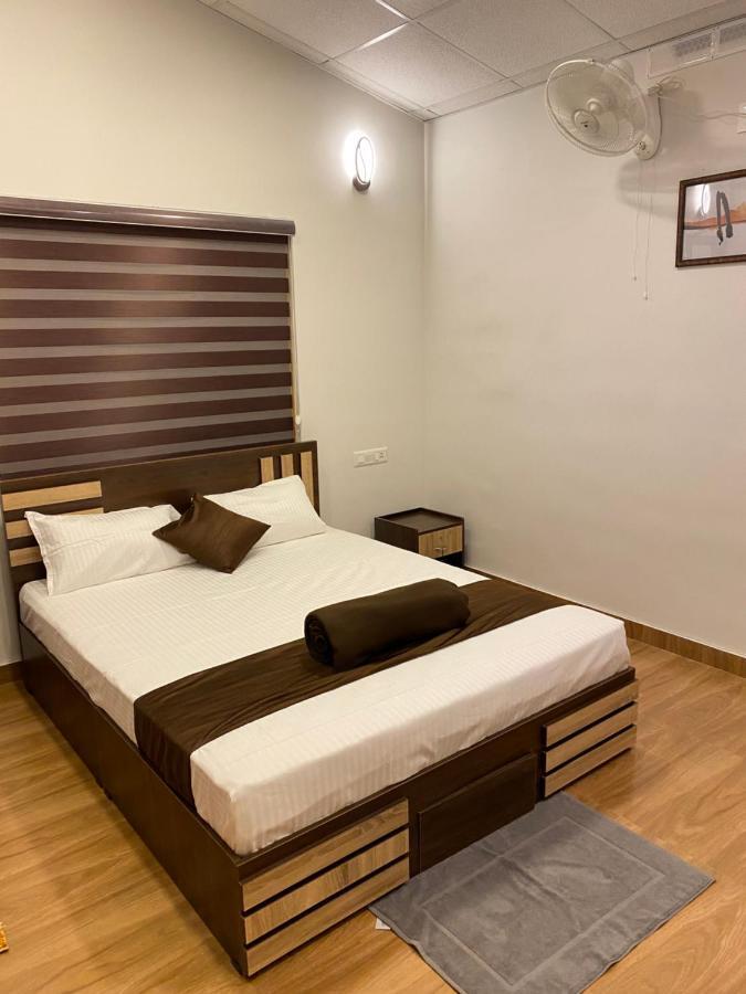 Partho Home Stay Padinjarathara Zewnętrze zdjęcie